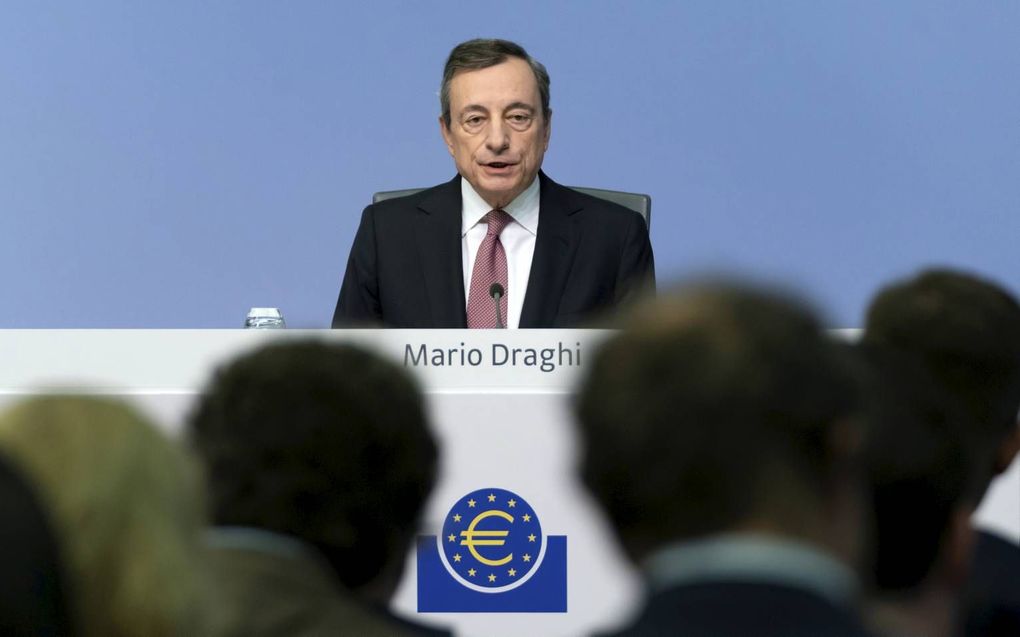 Mario Draghi. beeld EPA, Ronald Wittek