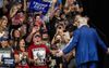 Donald Trump spreekt aanhangers toe tijdens een bijeenkomst in Rapid City, South Dakota. beeld AFP, Andrew Caballero-Reynolds