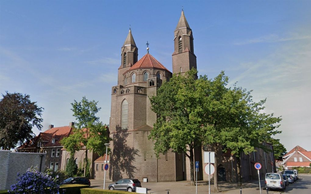 De Drieëenheidkerk in Oldenzaal. beeld Google