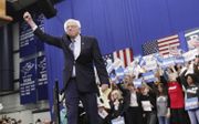 Bernie Sanders vierde dinsdagnacht zijn verkiezingsoverwinning in New Hampshire. beeld EPA, Justin Lane