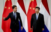 Premier Rutte en de Chinese president Xi Jinping. beeld ANP, Robin van Lonkhuijsen