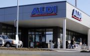 Een ALDI Nord-winkel in Luenen, West-Duitsland. Sommige winkels sluiten een uur eerder om energie te besparen. beeld AFP, Leon Kuegeler