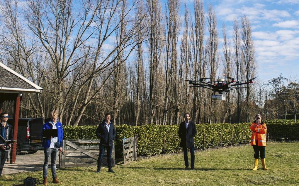 Bij het kasteel in het Zeeuwse Sint-Maartensdijk vonden woensdag dronevluchten met de nieuwe Lidar-technologie plaats. beeld Timek