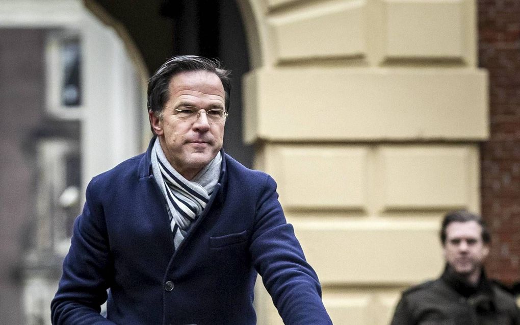 Premier Mark Rutte komt aan voor de ministerraad op het Binnenhof. beeld ANP REMKO DE WAAL