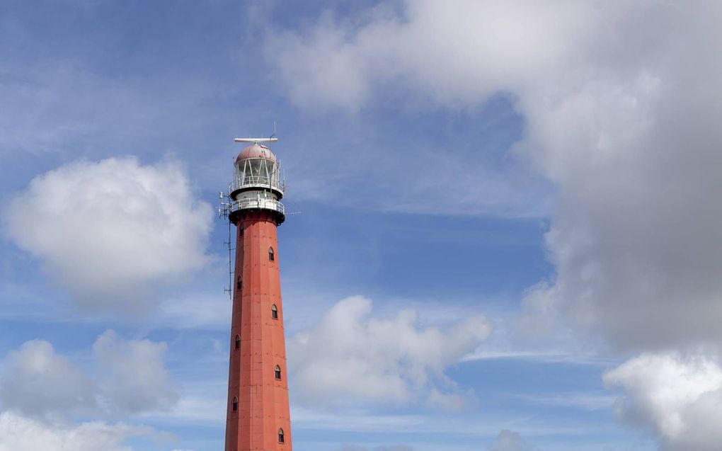 Lange Jaap in Den Helder staat op omvallen. De hoogste nog brandende vuurtoren van Nederland wordt bedreigd door scheuren in de vloer. beeld Wikimedia / Avda-foto.de