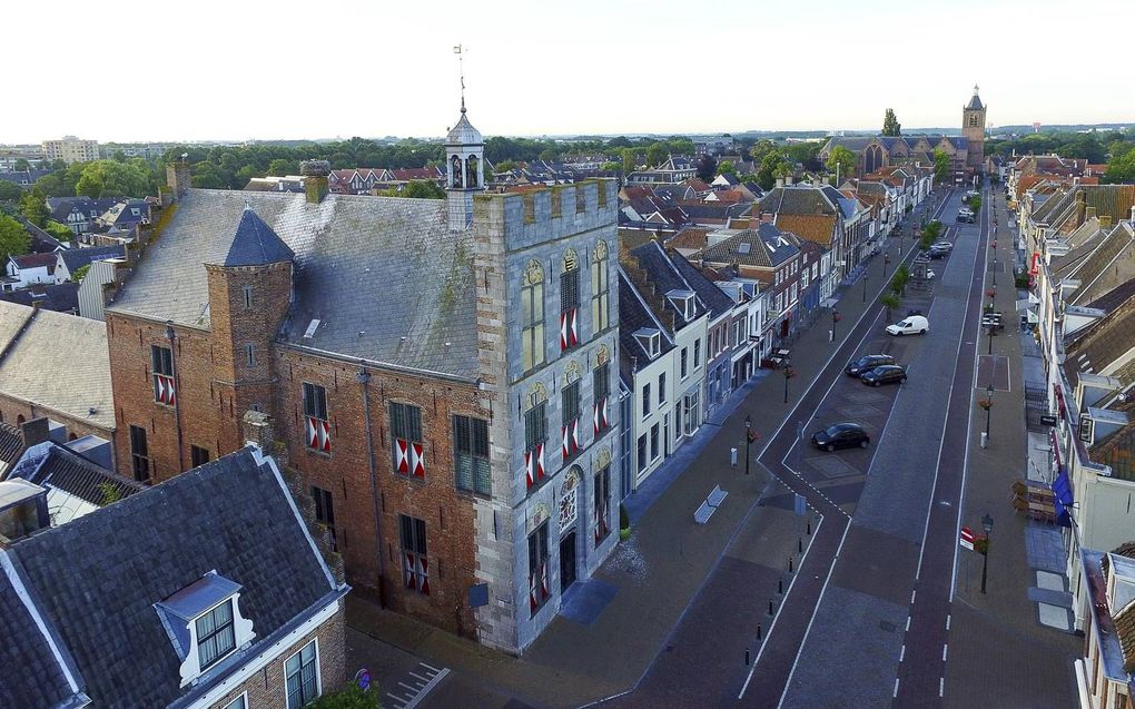 Het gerechtshof in Den Haag deed uitspraak in de langst lopende rechtszaak in Nederland, die tussen de huidige gemeente Vijfheerenlanden en Niemans Beton. De gemeente had 40 miljoen gereserveerd voor de afwikkeling van de zaak, maar moet het dubbele betalen. Foto: gemeentehuis in Vianen. beeld André Bijl