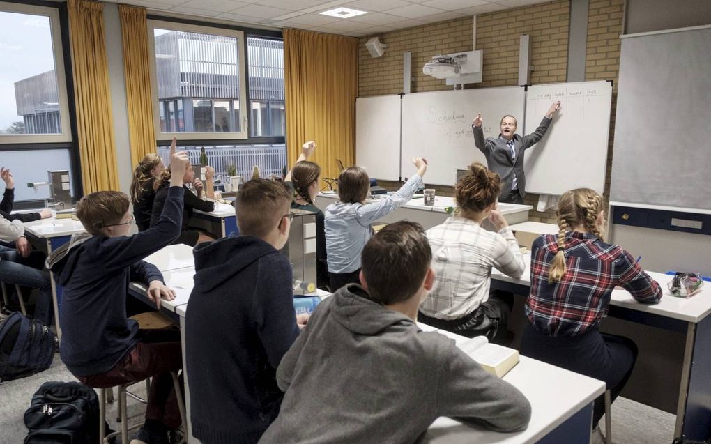 ChristenUnie en SGP vrezen dat aanpassing van de passage over de vrijheid van onderwijs in het CDA-verkiezingsprogramma op termijn de ruimte voor het orthodox onderwijs aantast.  beeld Sjaak Verboom