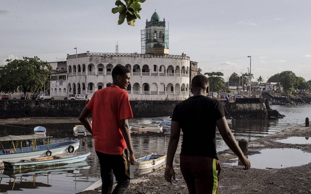 De Grote Moskee van Moroni op het eiland Grande Comore. De islam in de Comoren is verheven tot staatsgodsdienst. beeld AFP, Gianluigi Guercia