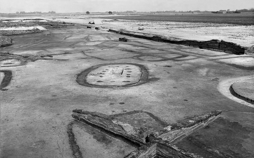 Opgraving grafveld in Laudermarke. Foto uit 1932.  beeld Groninger Instituut voor Archeologie