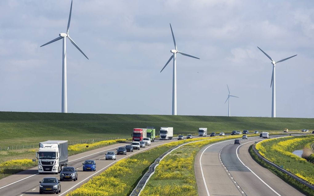 Op welke brandstof rijdt de vrachtwagen in de toekomst?  beeld iStock