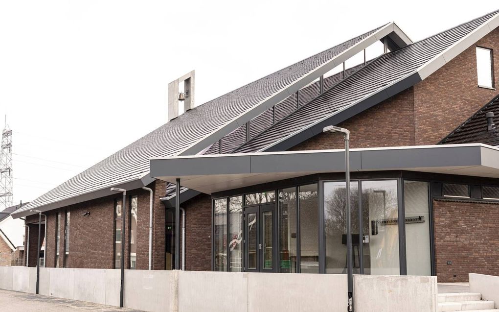 De gereformeerde gemeente in Beekbergen nam zaterdag een nieuw kerkgebouw in gebruik. beeld André Dorst