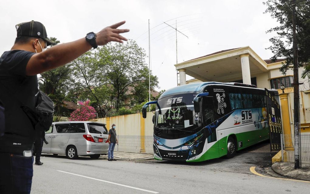 Medewerkers verlieten afgelopen weekend de Noord-Koreaanse ambassade in Kuala Lumpur, Maleisië. Pyongyang brak alle betrekkingen met het land. beeld EPA, Fazry Ismail