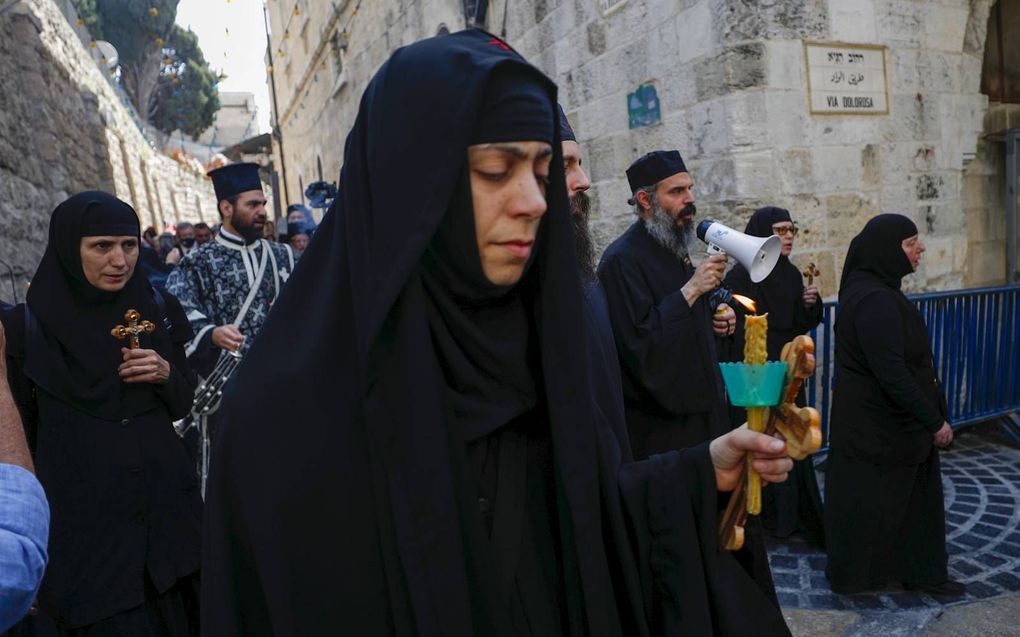 Orthodoxe christenen op de Via Dolorosa. beeld EPA, A. Safadi