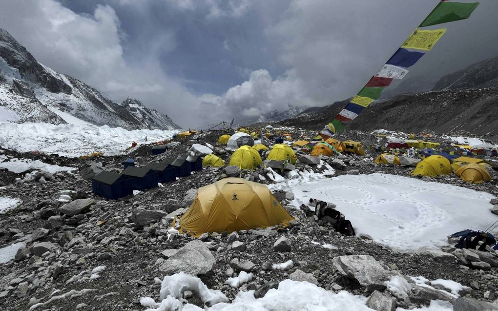 Toerisme op de Mount Everest.  beeld AFP, Prakash Mathema