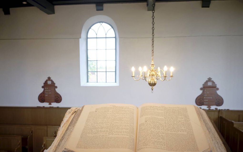 „Wanneer we aan het Schriftgezag gaan tornen, raken we elkaar kwijt in reformatorische kring.” beeld RD, Sjaak Verboom