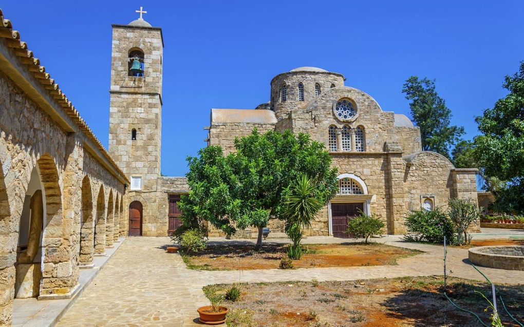 Het Sint-Barnabasklooster op Cyprus. Aanvankelijk hadden de christenen geen kerken of kloosters. Dat weerhield hen er niet van om liefdevol met elkaar en met anderen om te gaan in een heidense wereld. beeld iStock