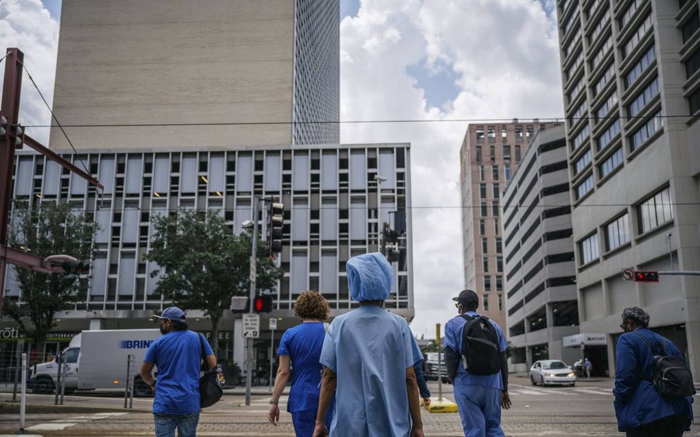 Het Houston Methodist ziekenhuis in de Amerikaanse staat Texas ontsloeg tientallen medewerkers die weigerden zich te laten vaccineren. beeld AFP, Brandon Bell