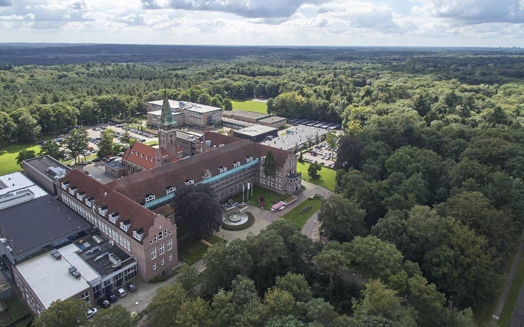 De locatie Amersfoort van het Hoornbeeck College (vooraan) en het Van Lodenstein College. beeld Hoornbeeck College