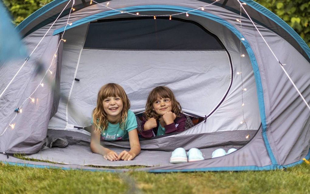 In Nederland leven ruim 251.000 kinderen in armoede. Met diaconale steun kunnen sommige (bijstands)gezinnen toch op vakantie. beeld iStock