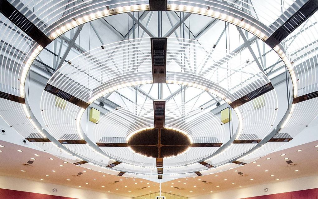 De raadzaal in het stadhuis van Amsterdam.  beeld ANP, Koen van Weel