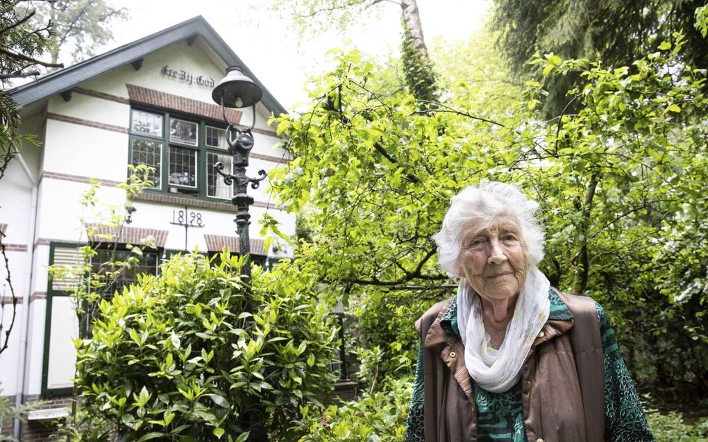 De woning van Van Zonneveld is bij veel mensen in Hilversum bekend. beeld RD, Anton Dommerholt