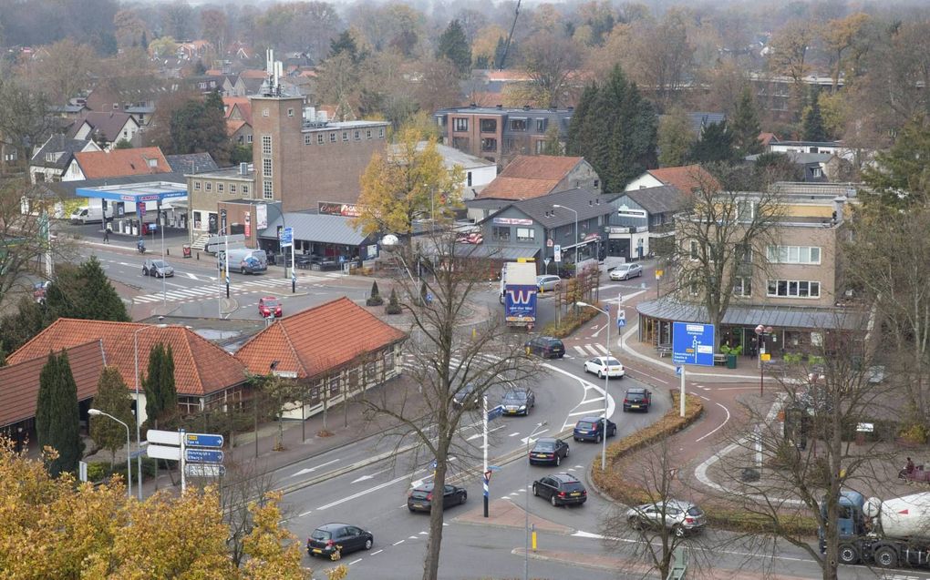 Straatbeeld in Nunspeet. Een inwoner van Nunspeet heeft aangifte gedaan tegen burgemeester Breunis van de Weerd wegens genderdiscriminatie. „Nooit leuk”, reageert Van de Weerd. Nunspeet herkent zich niet in de aantijging. beeld RD