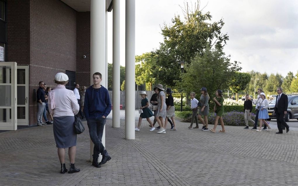 De jaaropening van het Van Lodensteincollege vond in Barneveld plaats in kerkgebouw De Hoeksteen. beeld RD, Anton Dommerholt