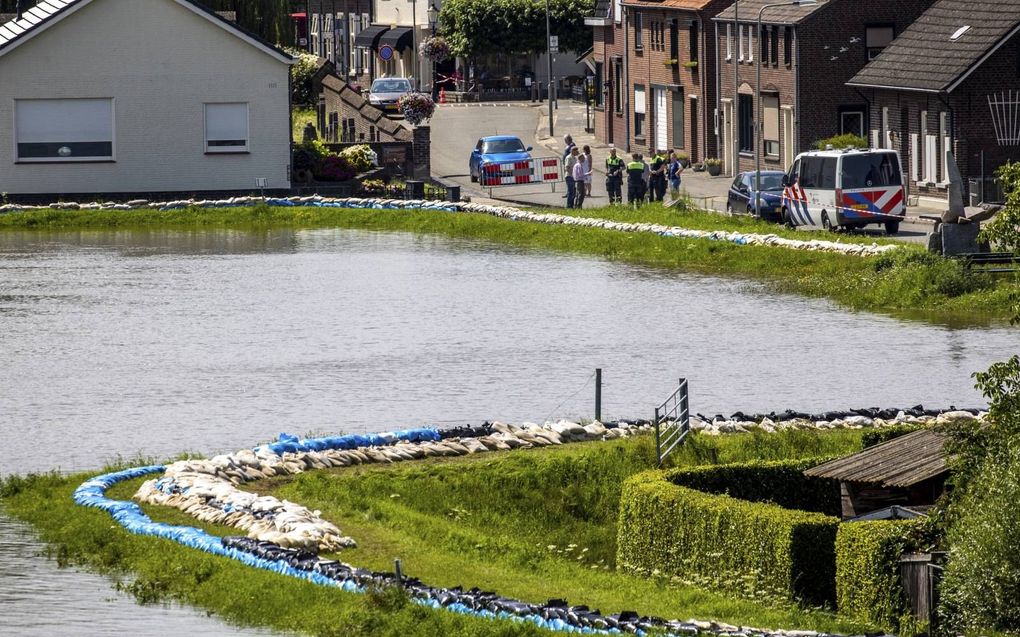 Wateroverlast in Well, langs de Maas. beeld ANP, Vincent Jannink