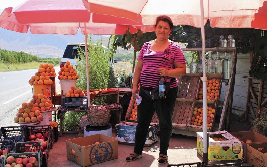 Het fruitstalletje van Anna. beeld Floris Akkerman