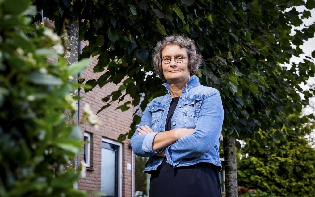 Gerda Willemse uit Leerbroek zat tien maanden lang thuis nadat er bij haar borstkanker werd ontdekt. beeld Cees van der Wal