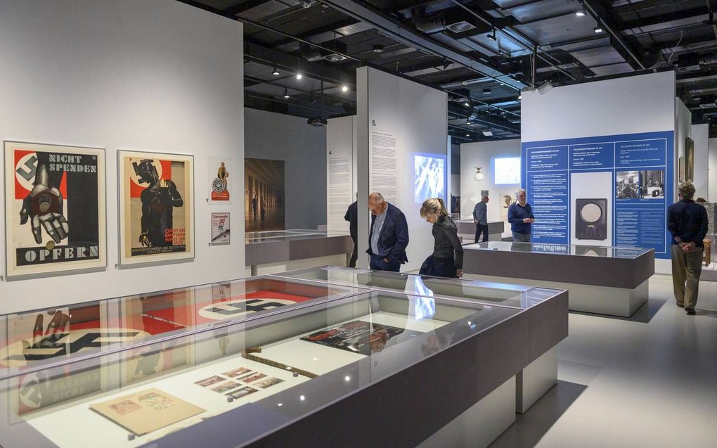 Het Design Museum Den Bosch liet onlangs met een tentoonselling over nazikunst zien hoe het bieden van context bij gevoelige zaken er in de praktijk uit kan zien. beeld Design Museum Den Bosch