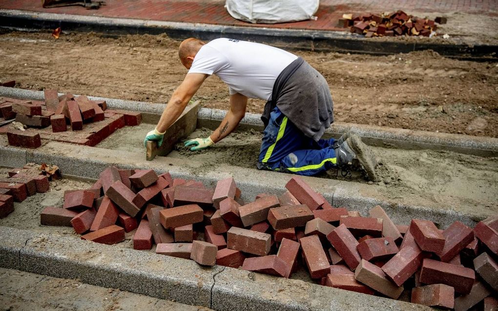 Relatief veel laag en midden betaalde zelfstandigen werken in de bouw. beeld ANP, Robin Utrecht