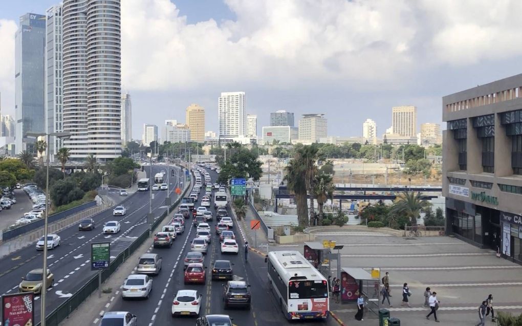 File in de buurt van Tel Aviv. beeld Alfred Muller