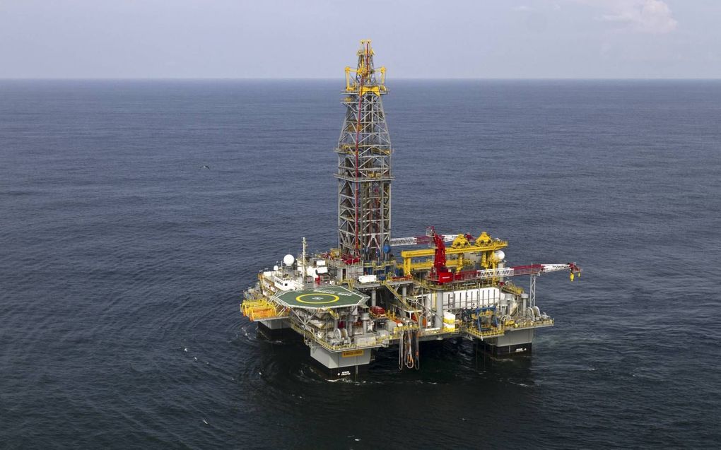 Een boorplatform van oliemaatschappij Tullow Oil voor de kust van Frans-Guyana, een Frans departement van Frankrijk aan de noordkust van Zuid-Amerika. beeld AFP, Jody Amiet