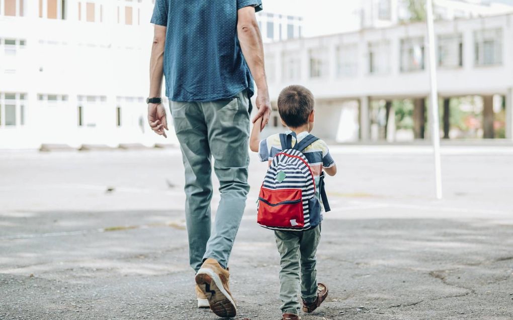 „Betrokkenheid is meedoen, niet alleen als het gaat om de vorming en scholing van uw eigen kind. Meedoen waar u kunt en waar u uw talenten het best kunt inzetten.” beeld iStock