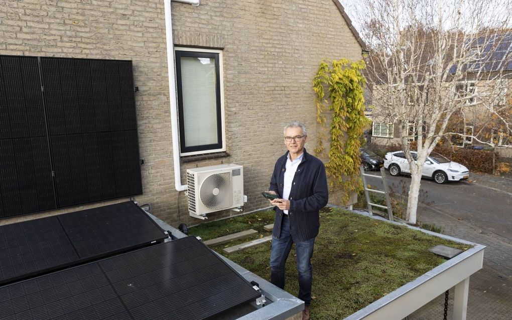 Gert Olbertijn ontwikkelde de duurzame bucketlist als reactie op en tegenhanger van lijstjes met buitensporige zaken die je eens in je leven gedaan zou moeten hebben. beeld RD, Anton Dommerholt