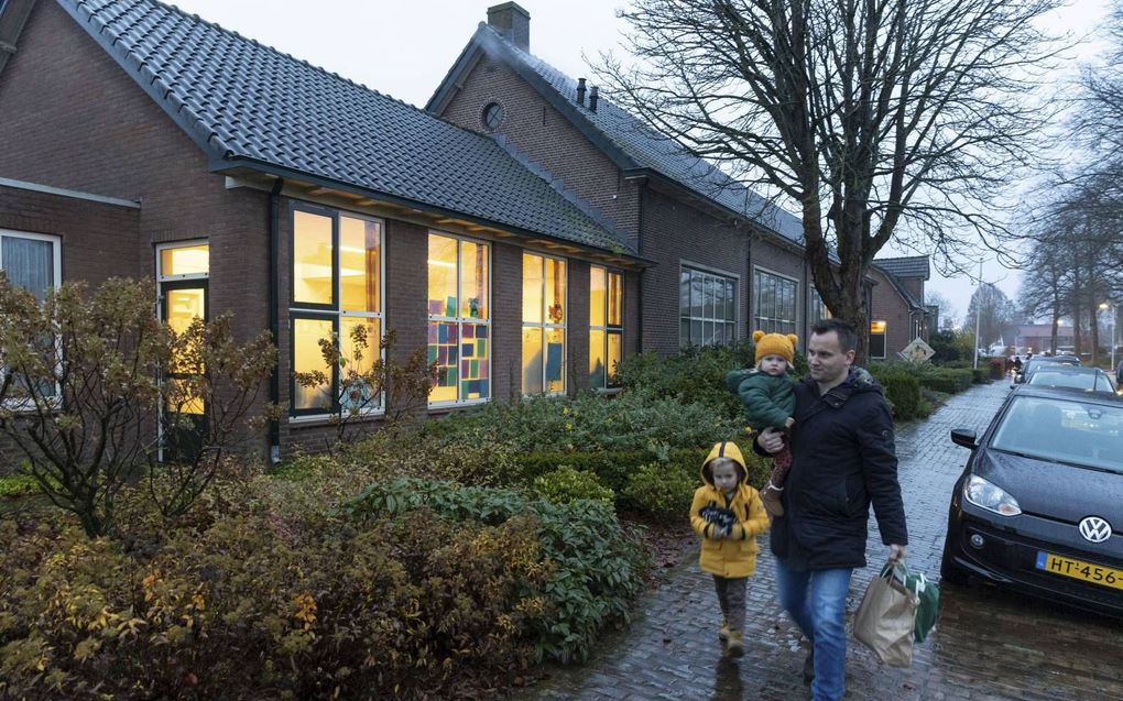 Op de School met de Bijbel in Oene dragen leerlingen vanaf groep 5 een mondkapje in de gangen. beeld RD, Anton Dommerholt