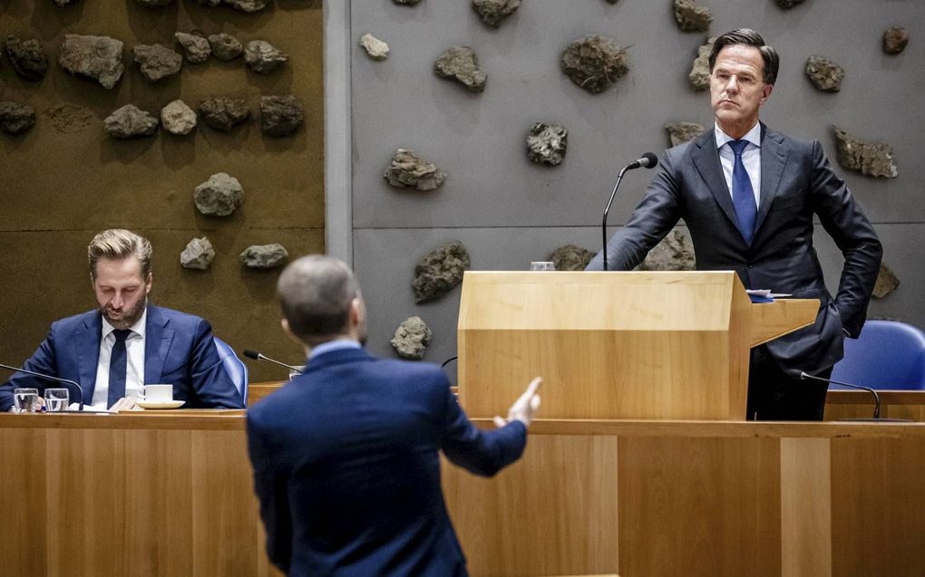 De Tweede Kamer debatteerde woensdag opnieuw tot ver na middernacht over het coronabeleid. beeld ANP, Sem van der Wal