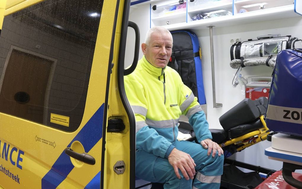 Ambulanceverpleegkundige Herman van der Klok. beeld Sjaak Verboom