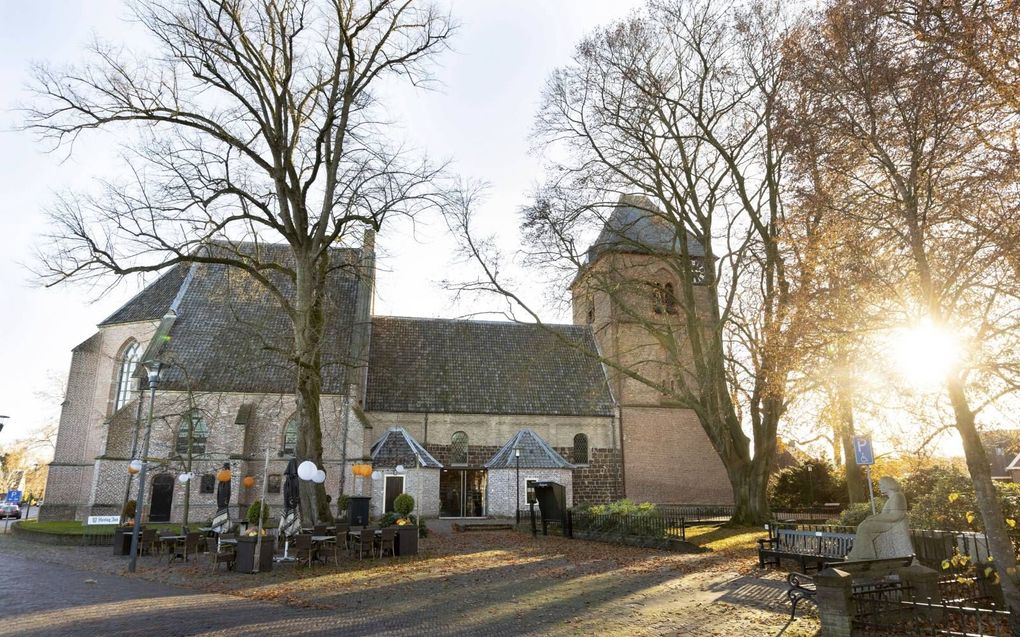 Dorpskerk ’n Oalen Griezen in Hellendoorn. beeld ​RD, Anton Dommerholt