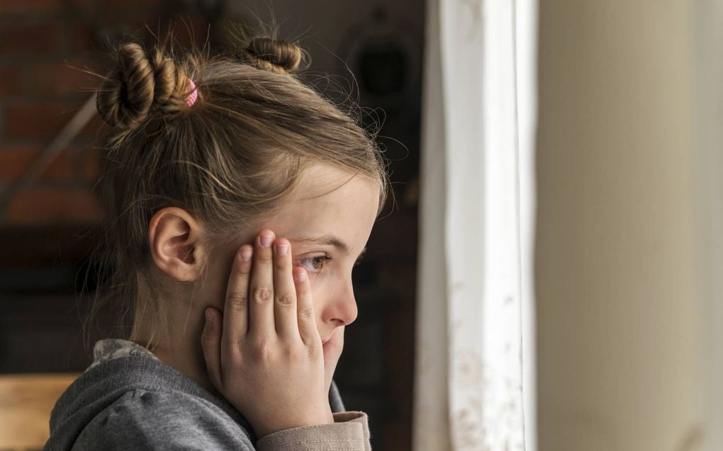 „Wie zich bang en onzeker voelt, kruipt eerder in z’n schulp dan wie vol zelfvertrouwen is.” beeld iStock
