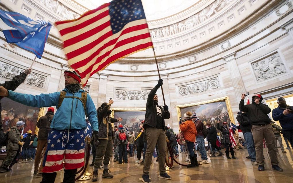 De bestorming van het Capitool na de toespraak van president Donald Trump. beeld EPA