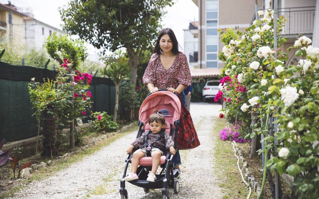 „Als Italiaanse vrouwen voor het moederschap kiezen, worden vaak gedwongen hun baan op te geven.” beeld iStock