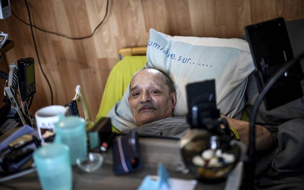 De beelden van Alain Cocq op zijn ziekbed gingen in 2020 de wereld over. beeld AFP, Jeff Pachoud
