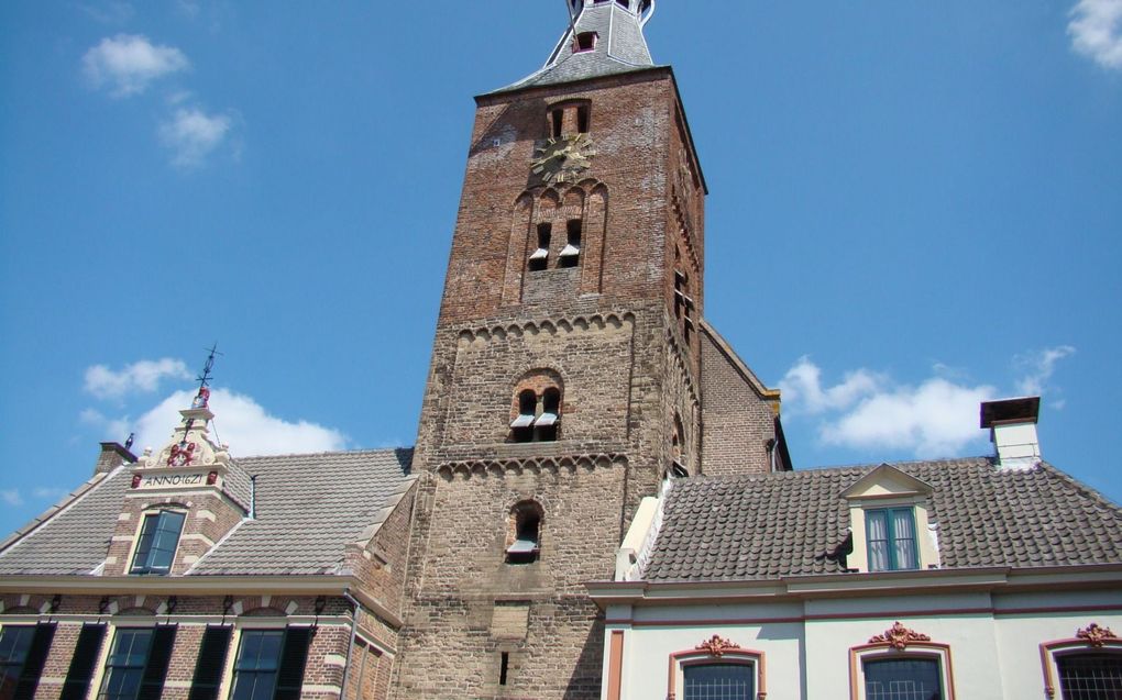 Andreaskerk in Hattem. De Noord-Veluwe wil duizenden huizen gaan bouwen. beeld Wikimedia