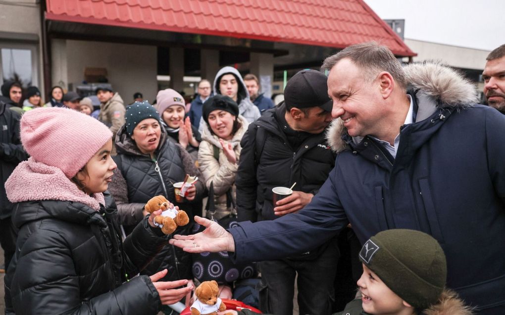 President Duda aan de Poolse grens. beeld EPA Jakub Szymczuk