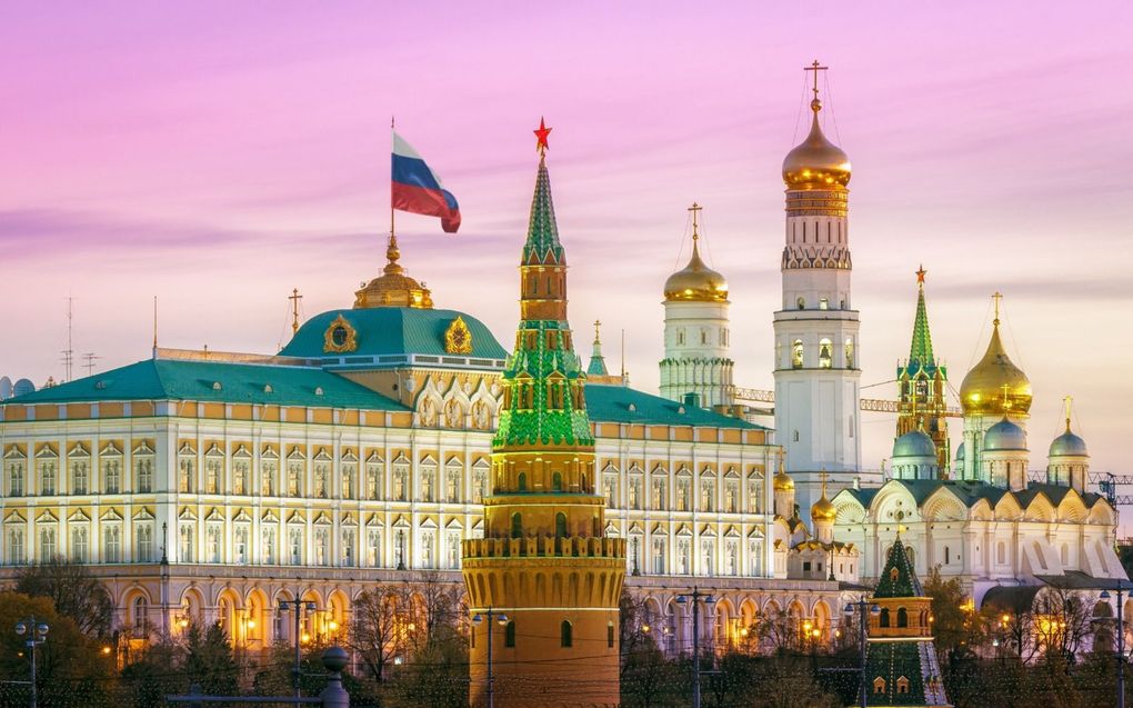 „Poetin droomt van een nieuw groots Rusland zoals hij het wil vormgeven, in verbinding met minimaal Wit-Rusland en Oekraïne.” Foto: Kremlin in Moskou. beeld iStock