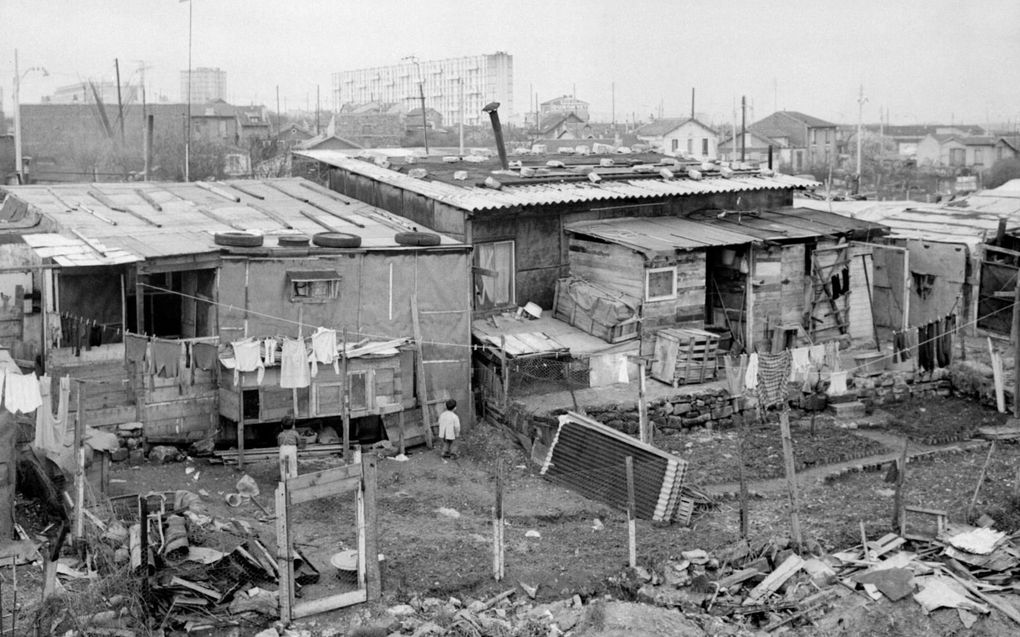 Huisvesting voor Algerijnse immigranten in Nanterre, ten westen van Parijs, 1964. beeld AFP