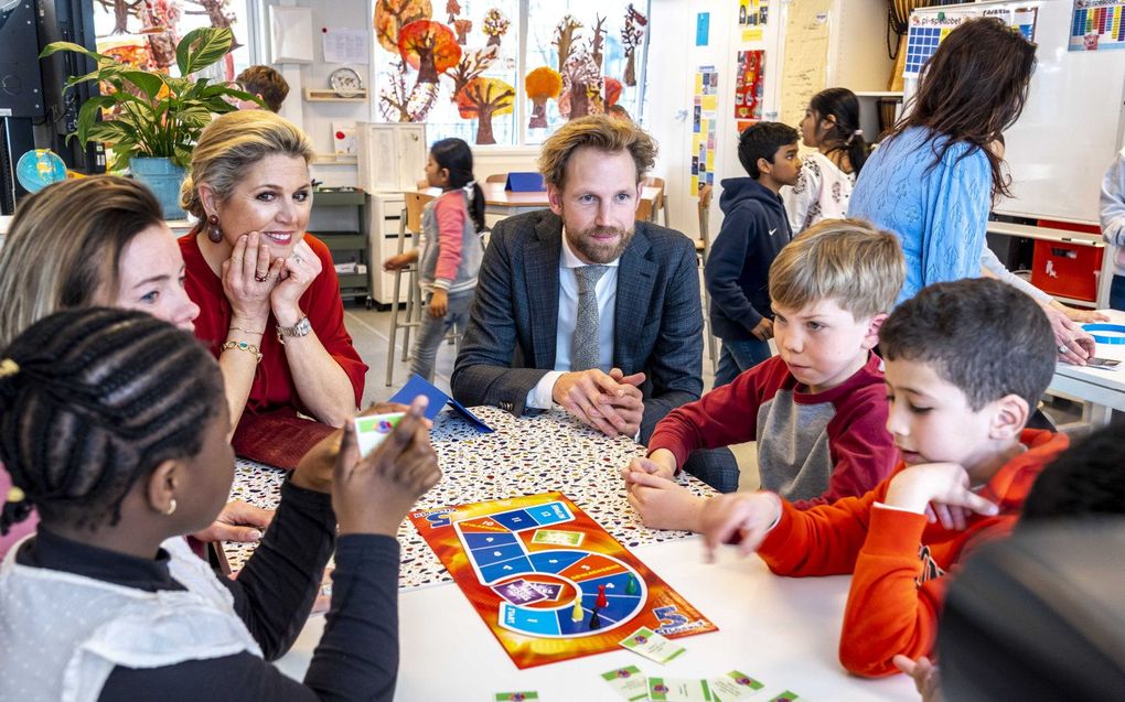 Minister Wiersma bezoekt samen met koningin Máxima een bassischool in Den Haag. beeld ANP, Lex van Lieshout