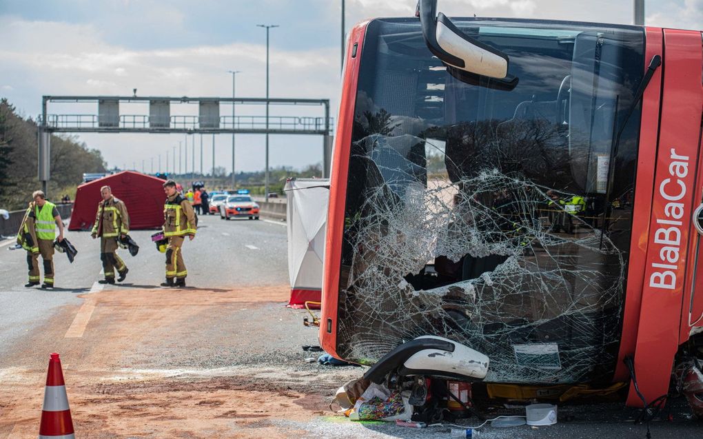 Doden door ongeval Franse bus in weg naar Amsterdam